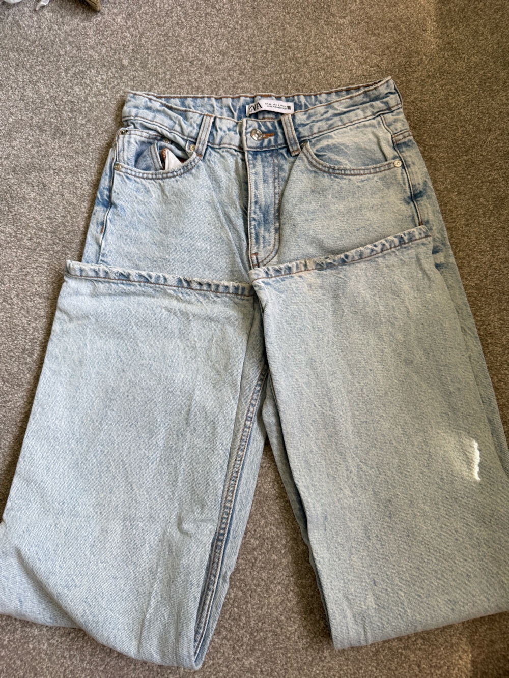 Zara Light Blue Women's Straight Leg Jeans